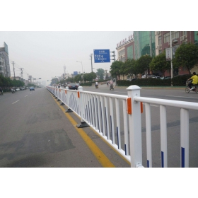 西宁市市政道路护栏工程